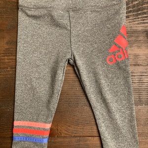 VGUC ADIDAS leggings size 9M